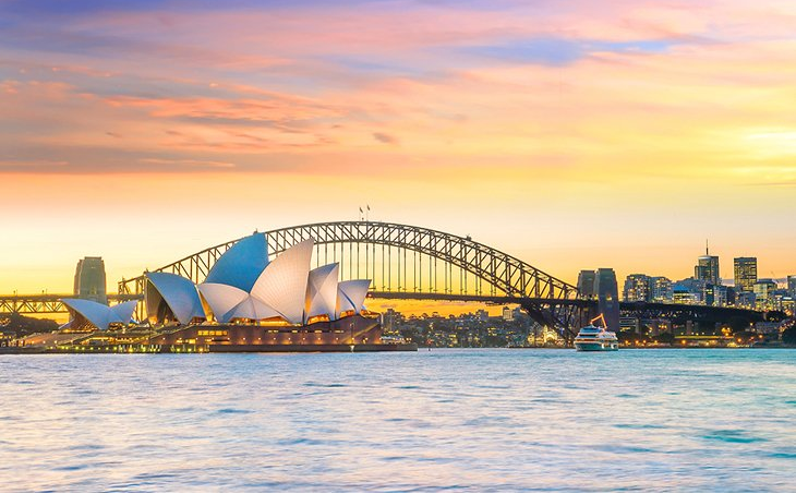 Bitcoin Down Under: Aussie Regulator Issues Block Order Against Holon’s Crypto Funds