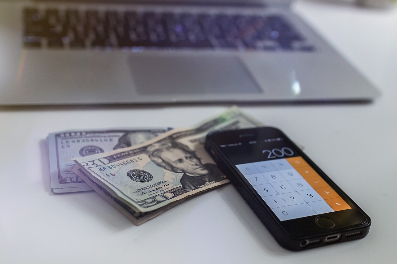 Crypto exchange dYdX is introducing a new fiat on-ramp.