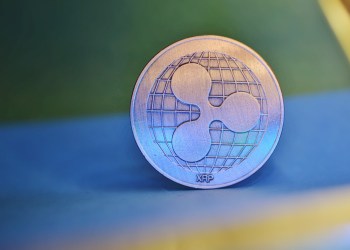 Garlinghouse Encourages Ripple Community Following SVB Collapse