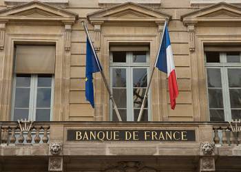 Bank Of France Governor Calls For MiCA 2 To Oversee Crypto Conglomerates