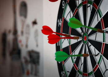 Wall Street Memes and AiDoge Are Aiming for the First Position on the Meme Chart this Year – Who Will Win the Battle?