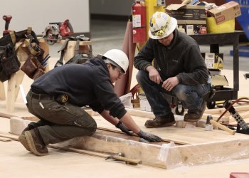 Carpenter who Became a Millionaire after Buying Dogecoin (Doge) and Pepe (PEPE), is Now Backing HedgeUp (HDUP) 10X Presale