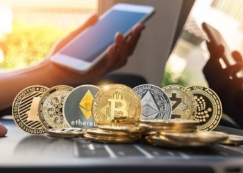 Top 8 Cryptocurrencies to buy now that can moon in 2023