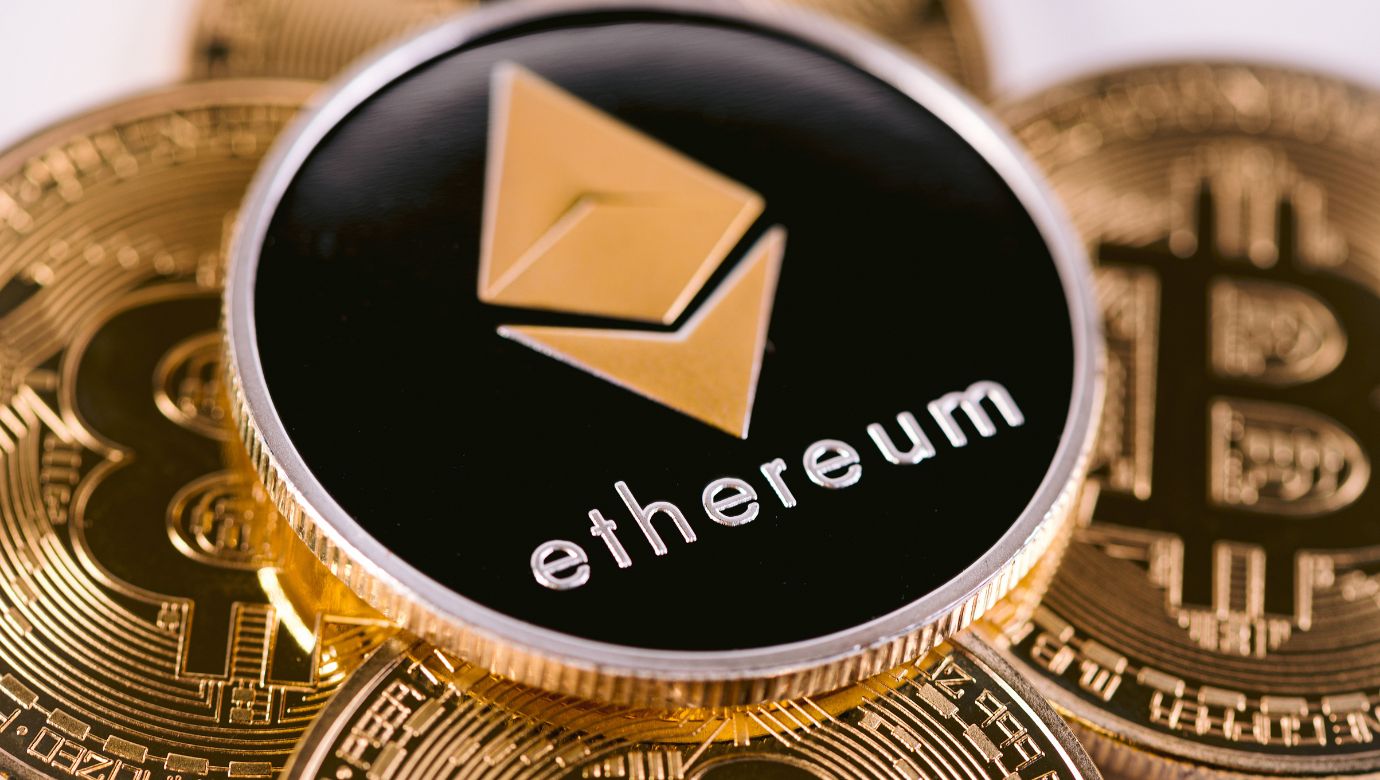 Ethereum Price About To Bloom As ETHE Discount Rapidly Close: ETH To $3,500?