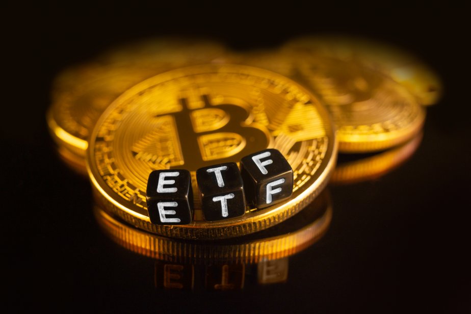 Bitcoin ETFs Record $2.2 Billion Net Inflows In Past Week