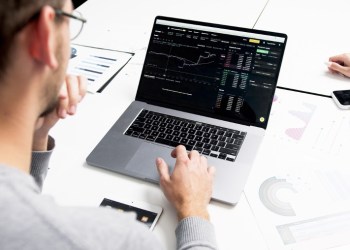 As EOS and Celestia Investors Seek New Ventures, a Budding DeFi Cryptocurrency Emerges