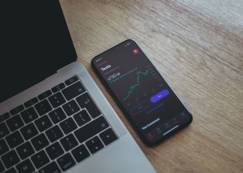 Crypto Investment in the Digital Age: Navigating the Evolving Landscape