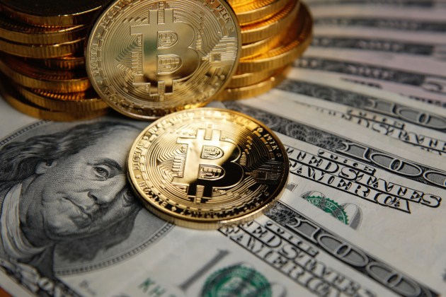 MicroStrategy’s Bitcoin Bet At Risk? CFA Investigates The ‘Debt Problem’