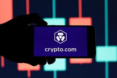Crypto.com Soars With UK Regulatory Approval, Introduces New Product Offering As Authorized EMI