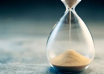 Regulatory Showdown In Hong Kong: Crypto Exchanges On Edge As Licensing Deadline Nears