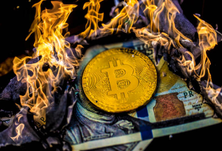 Bitcoin ETFs Under Fire As Renowned Investor Slams Them As ‘Useless’