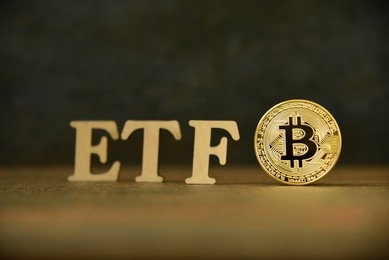 Expert Flags Dangers Of Spot Bitcoin ETFs: Labels Them ‘Orange FOMO Poker Chips’