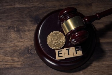 CFTC Chair Raises Concerns Over Bitcoin ETFs ‘Thin Regulation’, Warns Of Market Integrity Risks