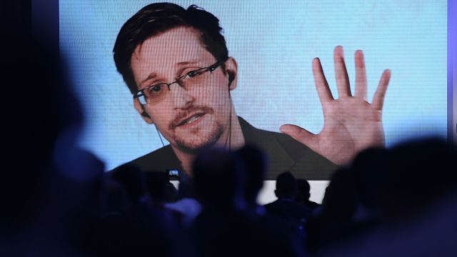 Edward Snowden Reveals ‘Unpopular But True’ Opinion On Bitcoin