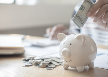 Early Investors of These Hot Altcoins Could Bag Up to 10,000% Returns