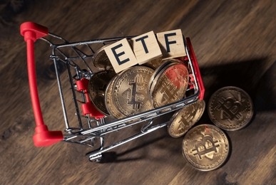 Grayscale Outflows And Weak US Demand Result In Back-To-Back Negative Bitcoin ETF Flows