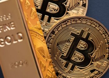 Bitcoin versus gold