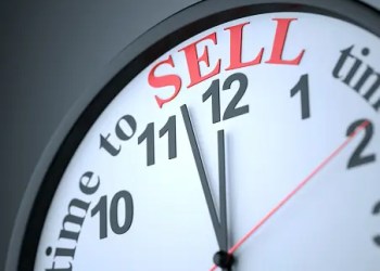 Expert Warns: Sell Your Ethereum (ETH) Now