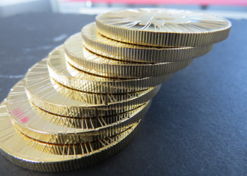 sBitcoin (BTC) Bounces Back as Clandeno (CLD) ICO Launches Amid Binance Coin (BNB) Exodus