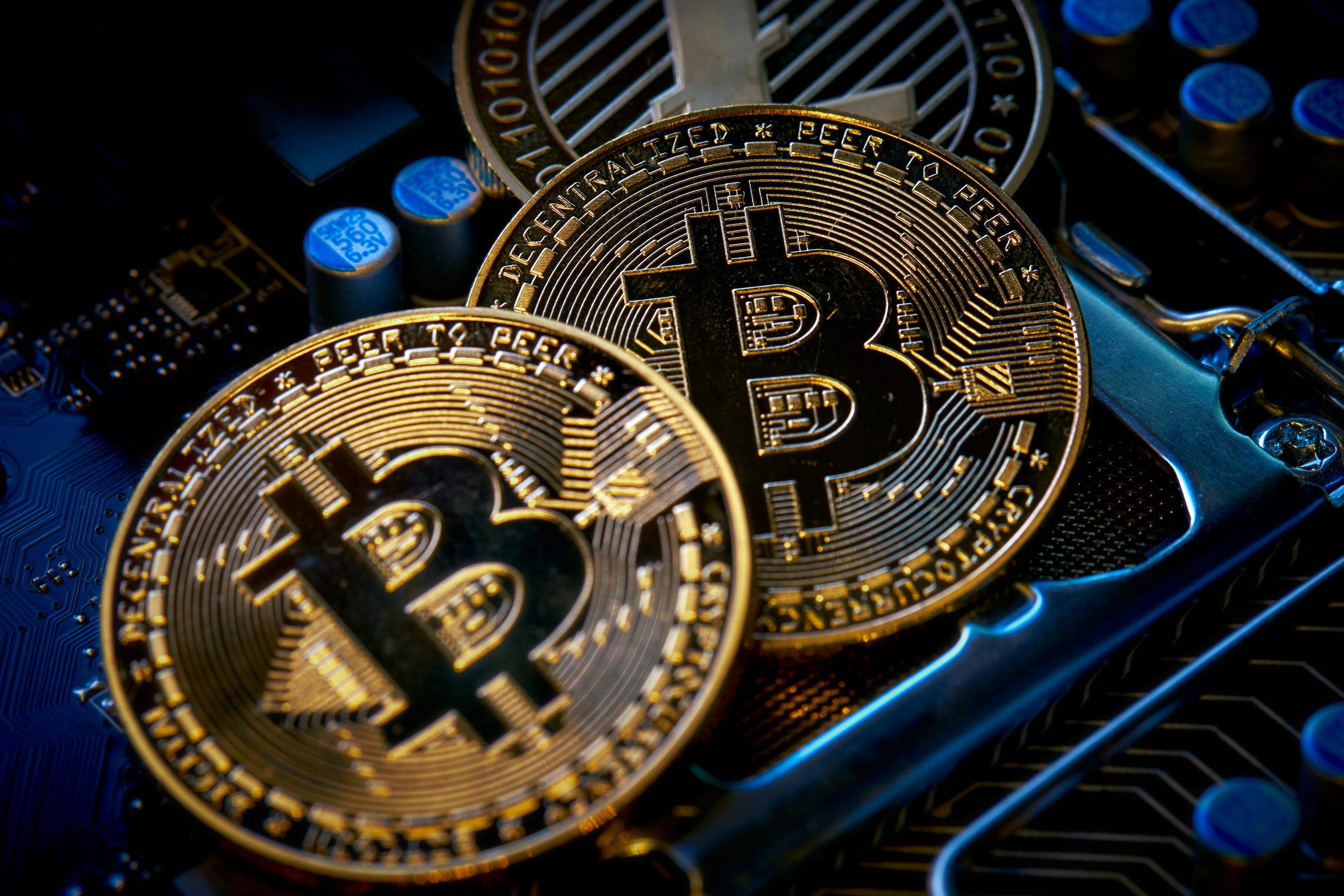 Bitcoin Active Addresses Decline Sharply As Market Volatility Intensifies