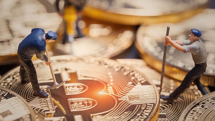 Bitcoin Remains Resilient Despite Satoshi-Era Miner Sales, Here’s Why