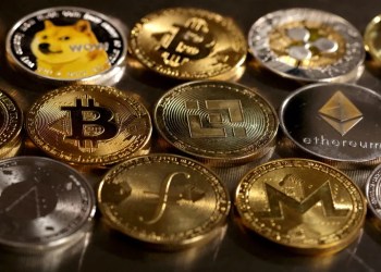 Тръмп обяви 5 криптовалути за национален резерв – цените скочиха