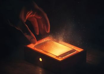 iPhone 手机盲盒线上抽奖实测：神秘盒子开箱体验与中奖机率解析