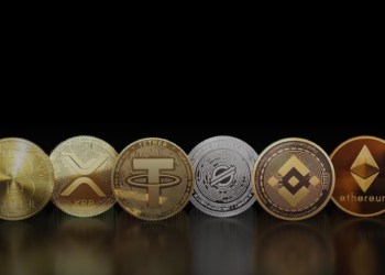 4 najlepsze altcoiny do kupienia, podczas gdy SEC rozważa ETF dla Trona, a duże banki rozważają nowy stablecoin