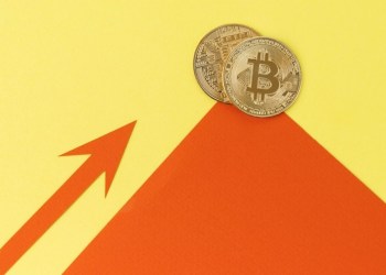 Bitcoin prekonal hranicu $109 000 a láme rekordy