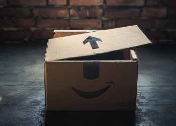 Mystery box Amazon: na czym polega paczkowy fenomen?