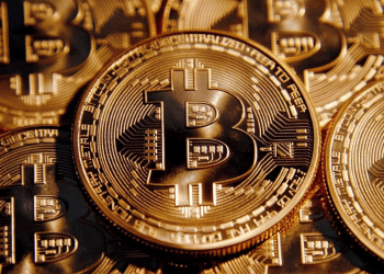 Bitcoin vor dem Ausbruch? W-Muster signalisiert explosiven Move – was jetzt passieren könnte