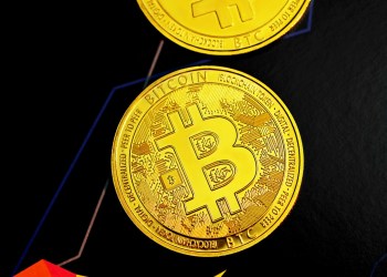 Bitcoin Long-Term Holders Selling, But Price Holds – New Buyers Stepping In?