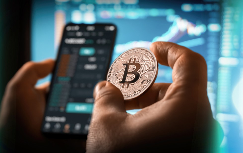 Vai jums vajadzētu investēt kriptovalūtās?
