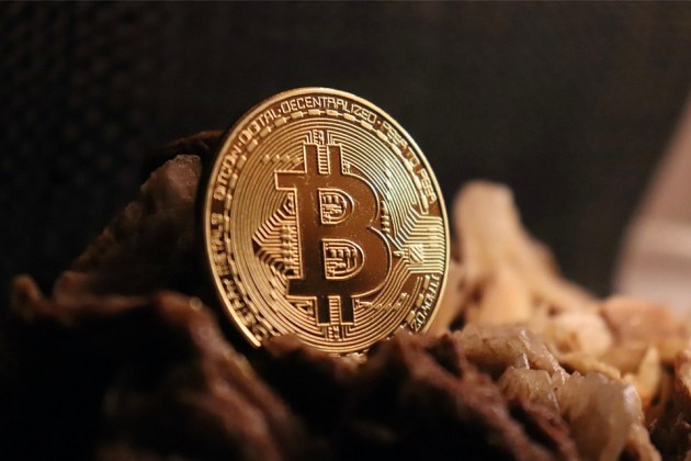 Pundit Reveals When To Take Profit From Bitcoin Ahead Of Parabolic Rally