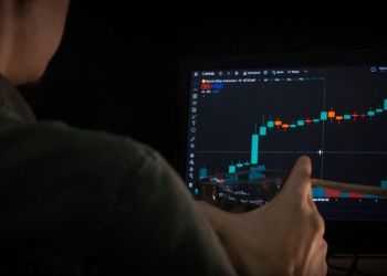 仮想通貨おすすめ：今月中に10倍成長が狙える1ドル未満の有望4銘柄