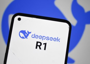 Čínská AI DeepSeek předpovídá cenu XRP, Etherea a Pi Coinu do konce roku 2025