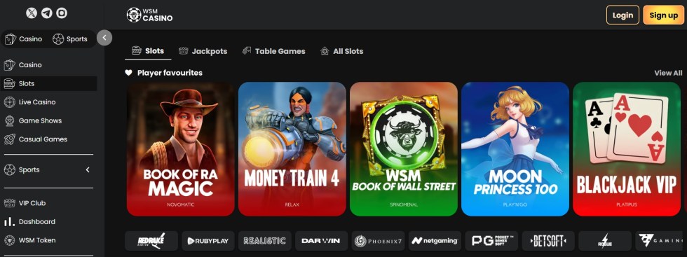 Tela do Instant Casino com banner promocional e catálogo de slots