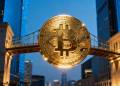Bitcoin ส่องสว่างสร้างสะพานเชื่อมไปยังตึกของสถาบันการเงิน สะท้อนถึงการลงทุนใน Altcoin ที่กำลังจะตามมา