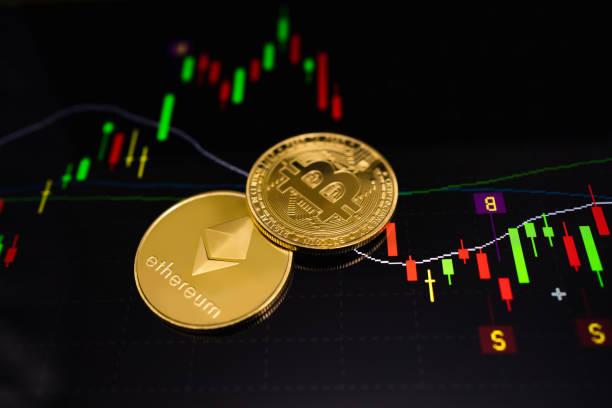 Institutions Dump Massive Amounts Of Bitcoin And Ethereum As XRP And Solana Buying Ramps Up