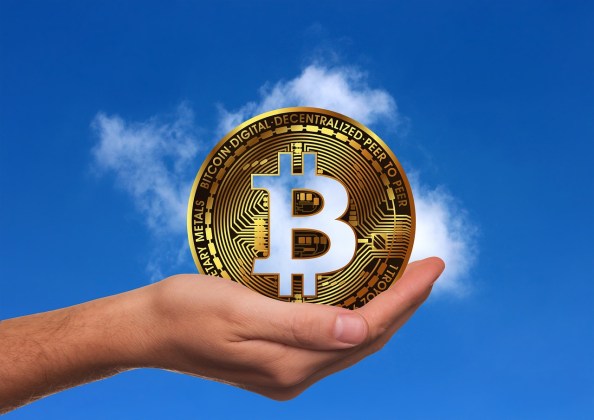 Bitcoin Retail Sentiment Turns Sour As Tariff Shock Triggers Panic – Here’s How They Reacted