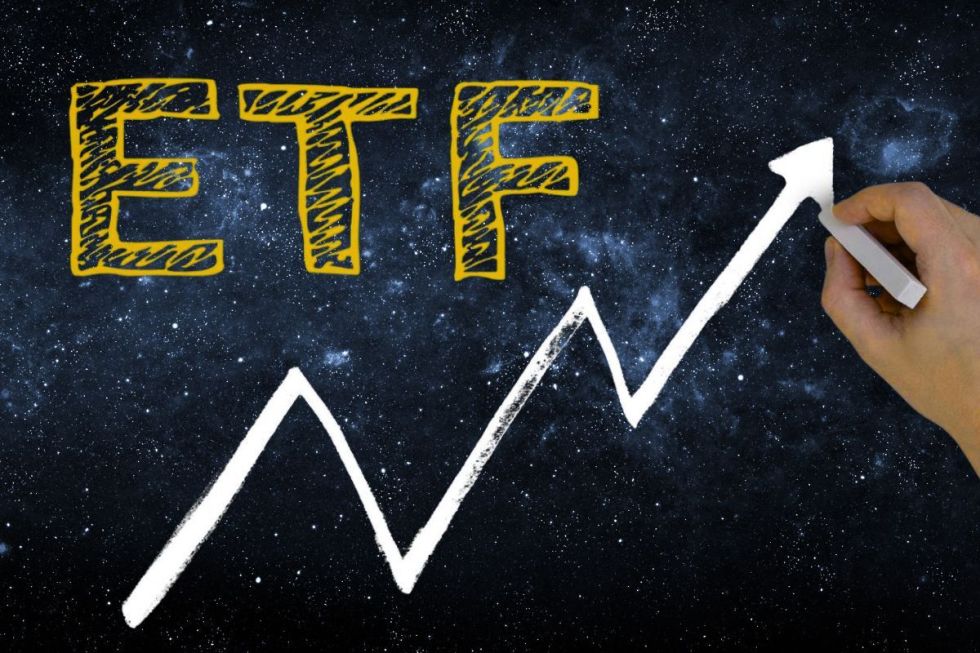 ETFs altcoins wall street