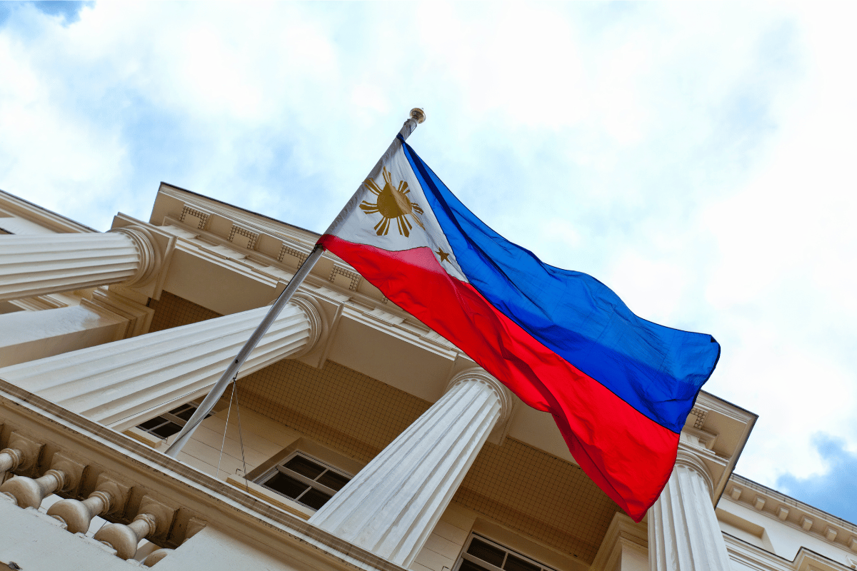 Blockchain can clean up government spending, said the Filipino official