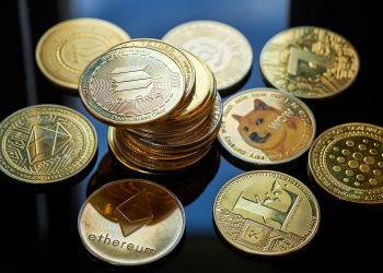 Labākie altkoini, kurus var iegādāties tagad: analītiķi norāda, ka šī kriptovalūtas iepriekšpārdošana vadīs kāpumu