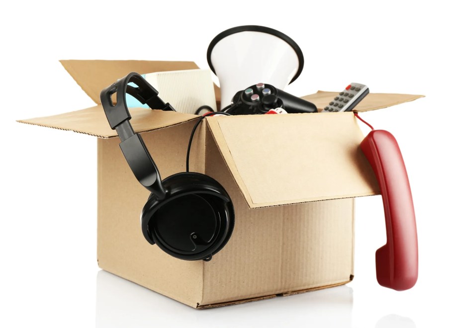 Мистериозна кутия с електроника