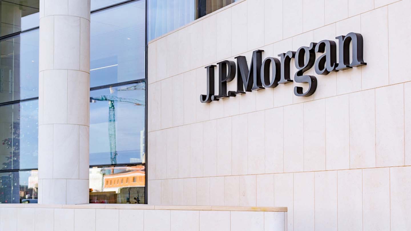 JPMorgan Discloses 64% Increase In BlackRock Bitcoin ETF Holdings In 2025 Q3 — Details
