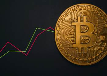 Bitcoin crește cu 13% – ce înseamnă asta pentru piața crypto?