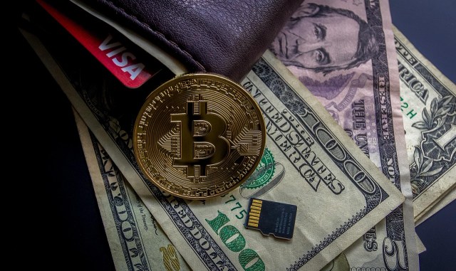 Bitcoin Takes Backseat As Treasury’s Cash Flow Becomes Must-Watch Chart – Here’s Why