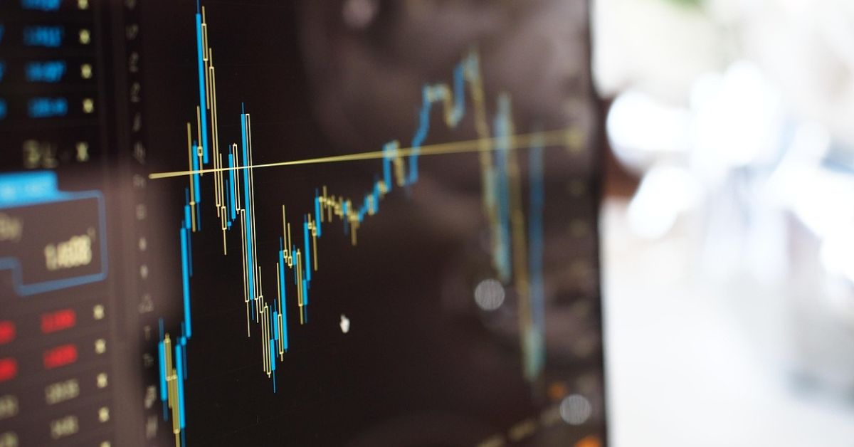 仮想通貨 おすすめ:市場が重要なサポート水準を試す局面で注目される押し目買い銘柄