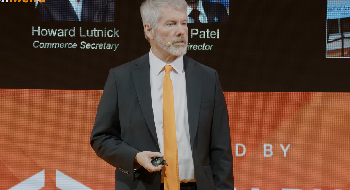 US Banking Giants Are Quietly Piling Into Bitcoin Credit, Claims Michael Saylor