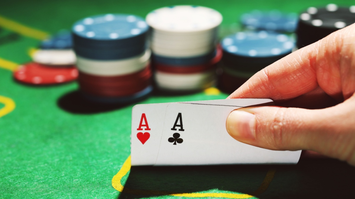 Запуск YouTube-канала Марио Мосбека привлек сотни зрителей и завершился розыгрышем на  000 | Bitcoinist.com